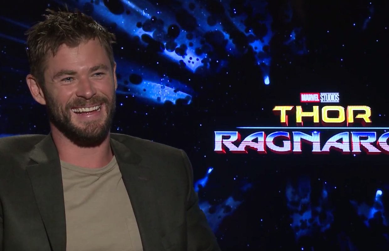 THOR: RAGNAROK | Chris Hemsworth Exclusive Interview | BackstageOL.com